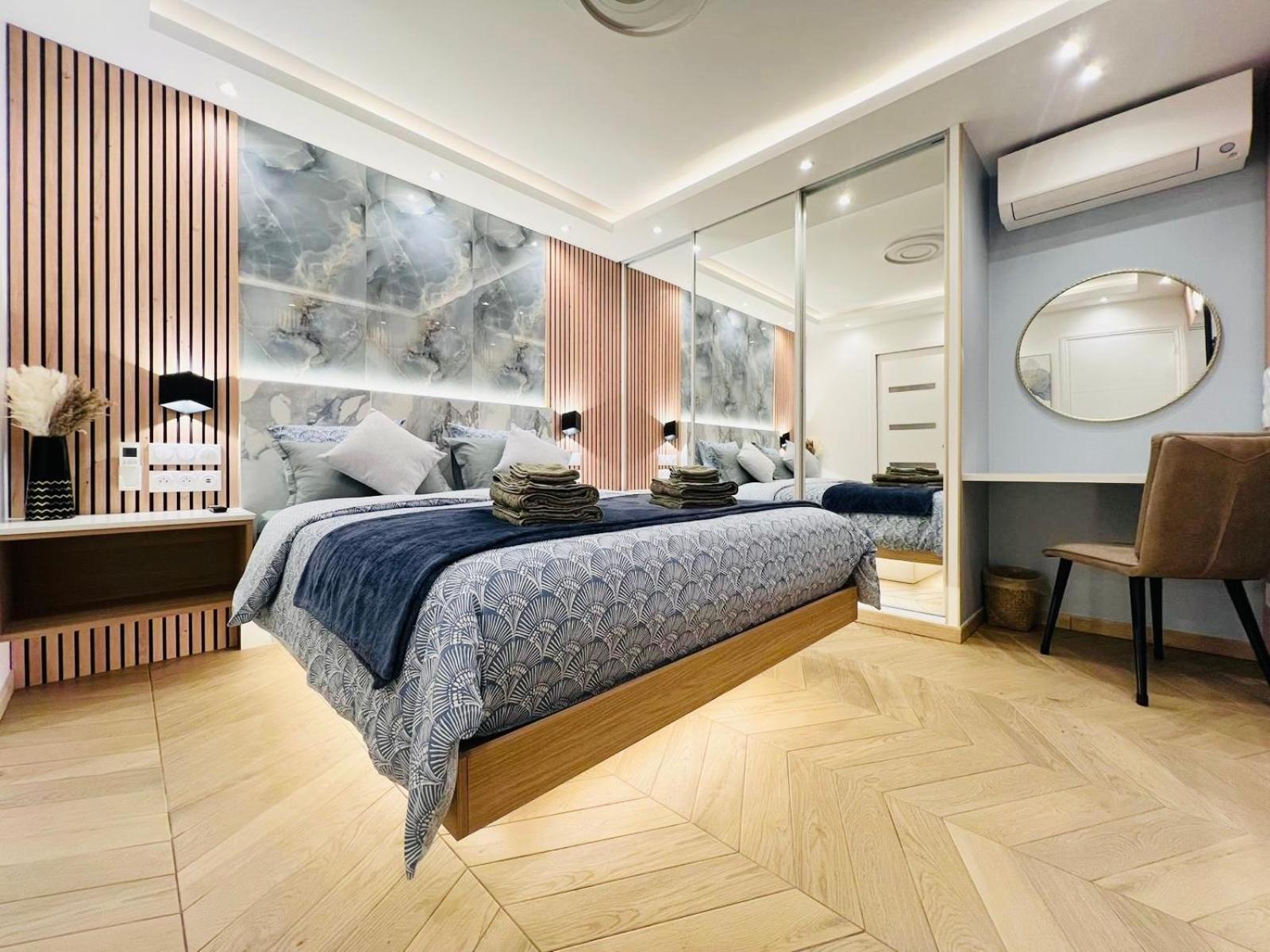 Luxueux Le Bon Marche 6 *